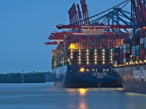 El Rol Crucial del Transporte Marítimo