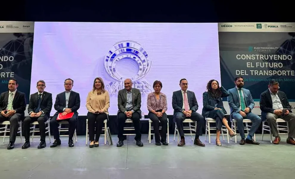 "Foro sobre Electromovilidad: Avances y Desafíos en el Transporte"