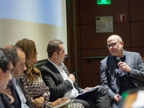 Estrategias de Descarbonización del Transporte a través de Políticas Públicas