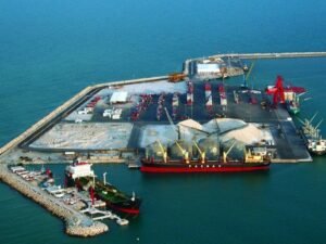 Limitaciones en puertos y aduanas elevan los costos logísticos en México
