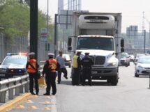 Analizan acuerdo para regular circulación de camiones en horas pico