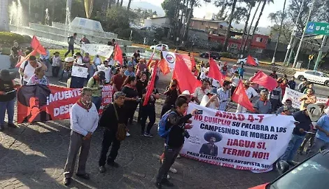 Protesta de transportistas de carga complica el tránsito en Cuernavaca
