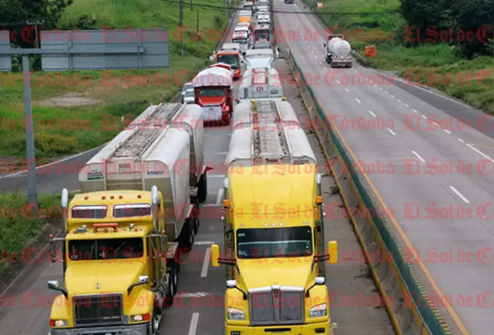 AMOTAC alerta que persiste el robo de camiones de carga en carreteras