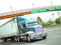 Déficit de operadores de transporte en México pone en riesgo el avance del nearshoring