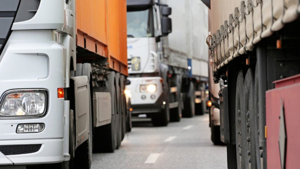 Gobierno prohíbe la importación de camiones con más de 10 años de antigüedad mexico